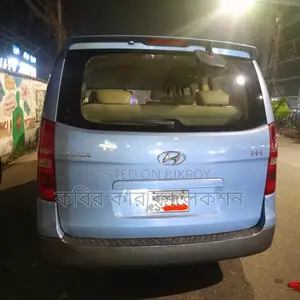 হুন্দাই এইচ১ স্কাই ২০১১