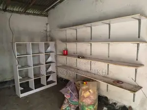 Used Shop Shelves