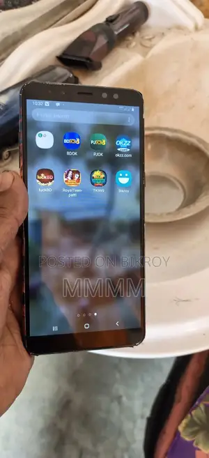 Samsung Galaxy A8 রেম 4-64 (Used)