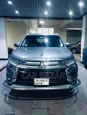 Mitsubishi Outlander Sunroof 7Seater 4Wd 2017