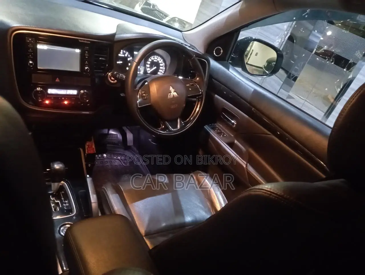 Mitsubishi Outlander Sunroof 7Seater 4Wd 2017