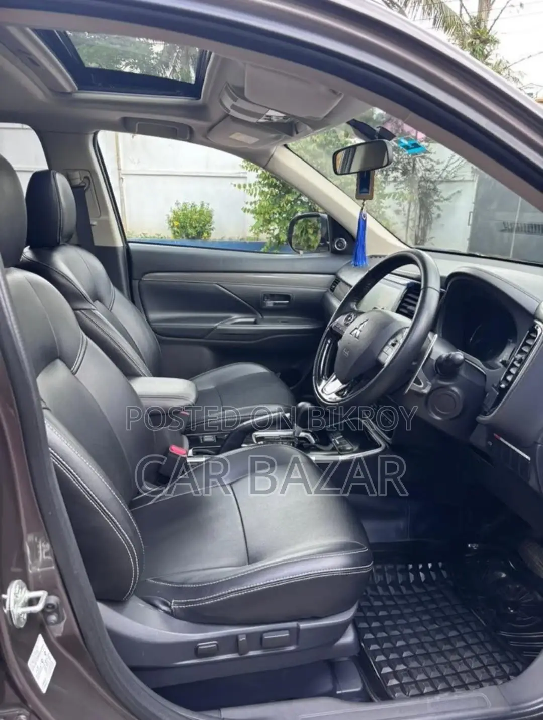 Mitsubishi Outlander Sunroof 7Seater 4Wd 2017