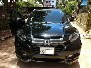 Honda Vezel S NON HYBRID 2014