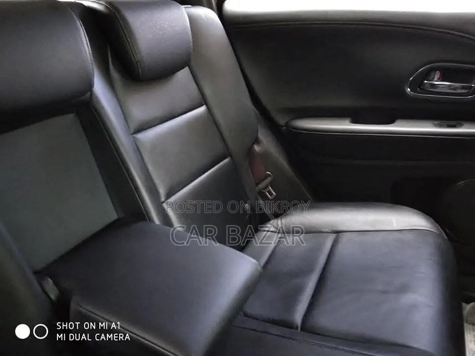 Honda Vezel S NON HYBRID 2014