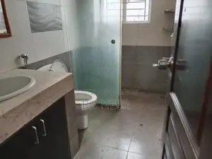 Nice 2700 sft 4 Bed room apt rent in banani North