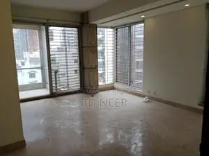 Nice 2700 sft 4 Bed room apt rent in banani North
