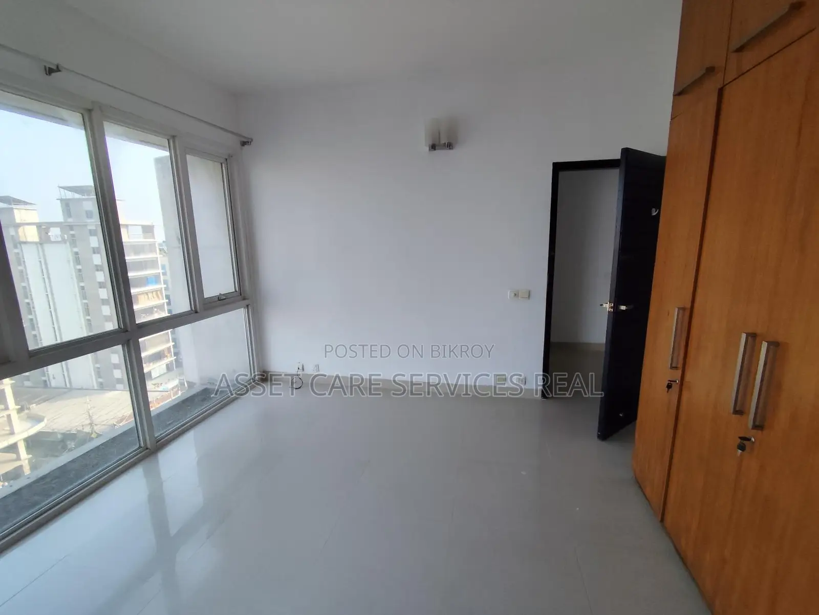 Baridhara Diplomatic Zone (4000-Sqft) Exclusive Office Space Rent