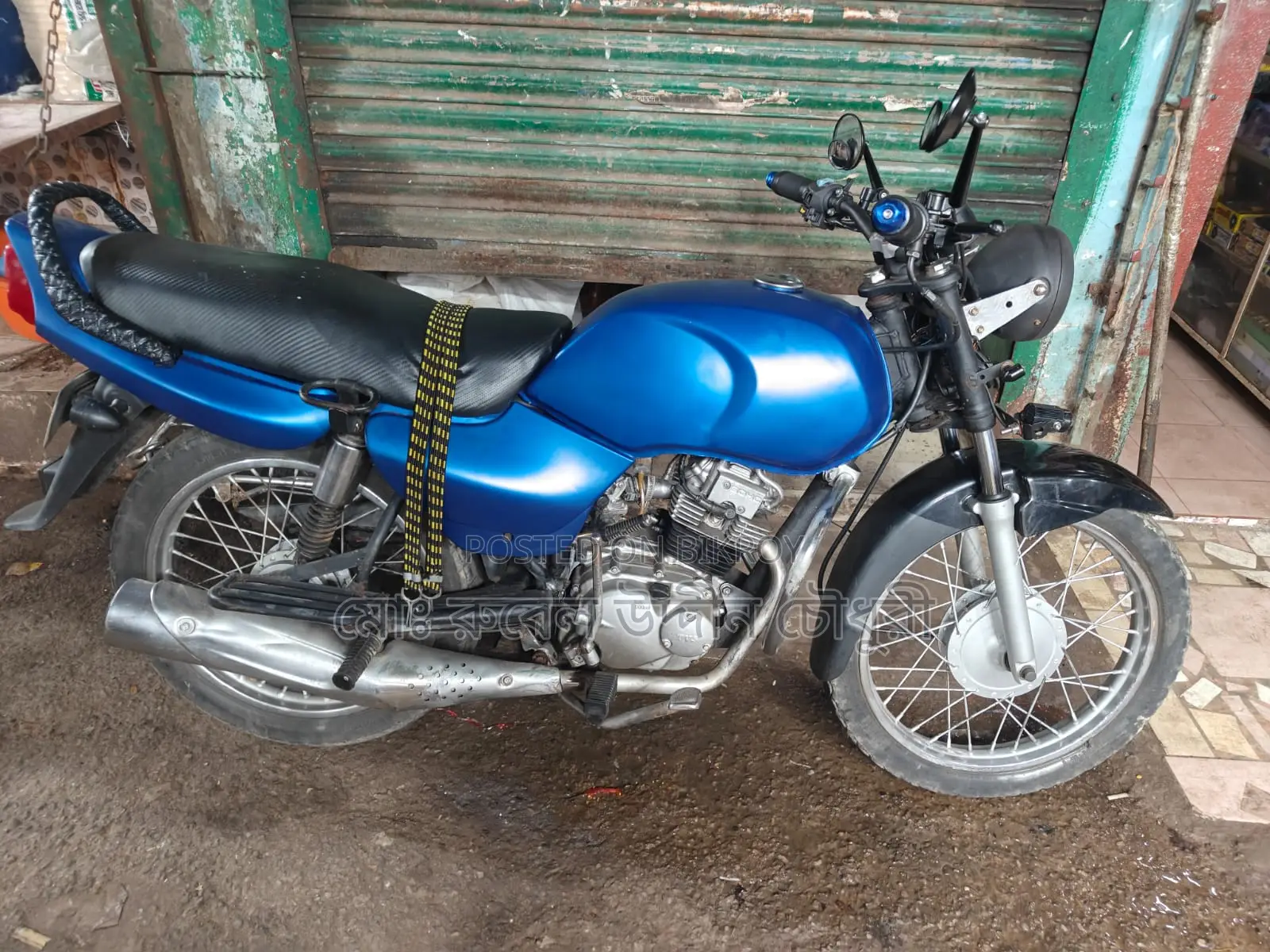 TVS Victor . 2004