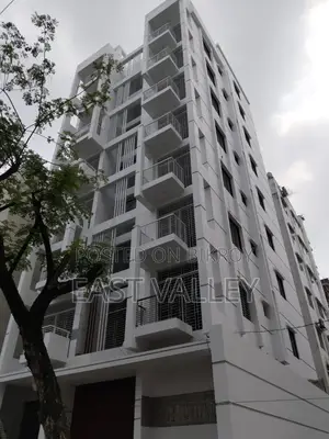 বসুন্ধরা আর/এ, ঢাকা-১২২৯-এ ১৫০০ বর্গফুটের প্রায় রেডি ফ্ল্যাট বিক্রির জন্য