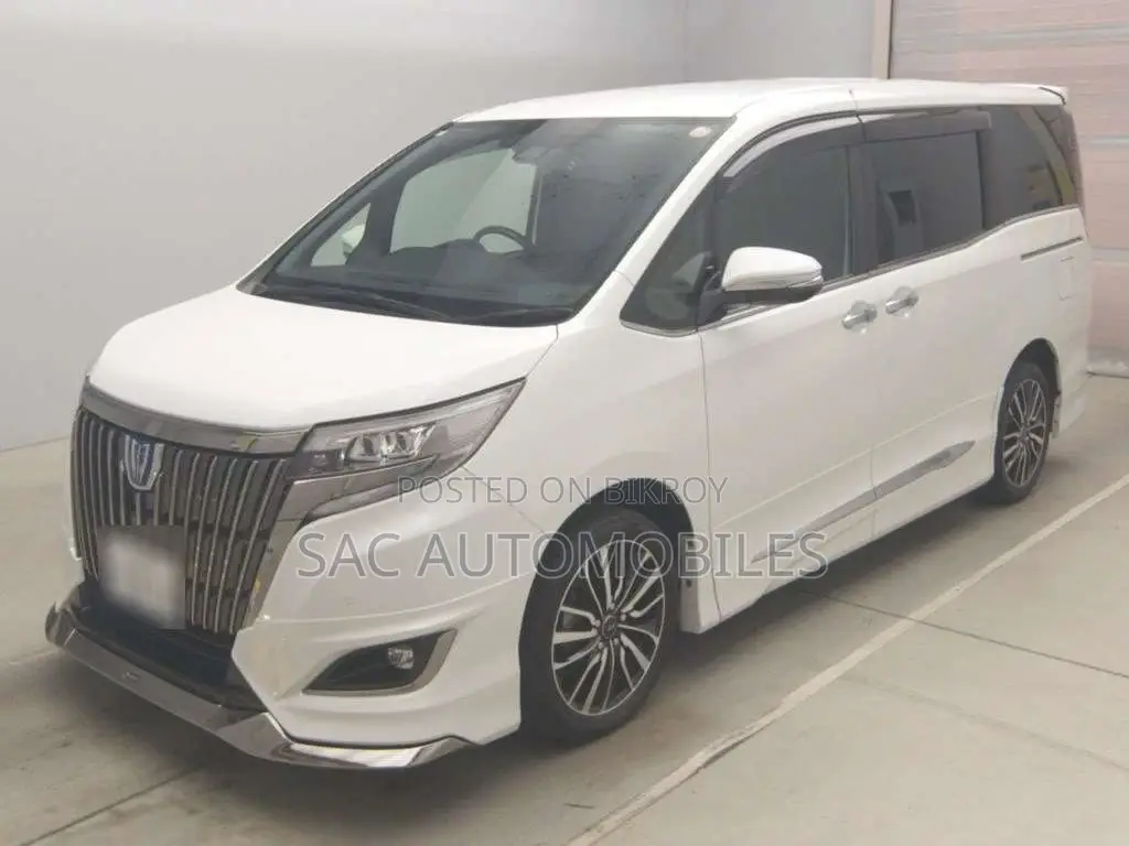 Toyota Esquire Gi premium PKG 2021