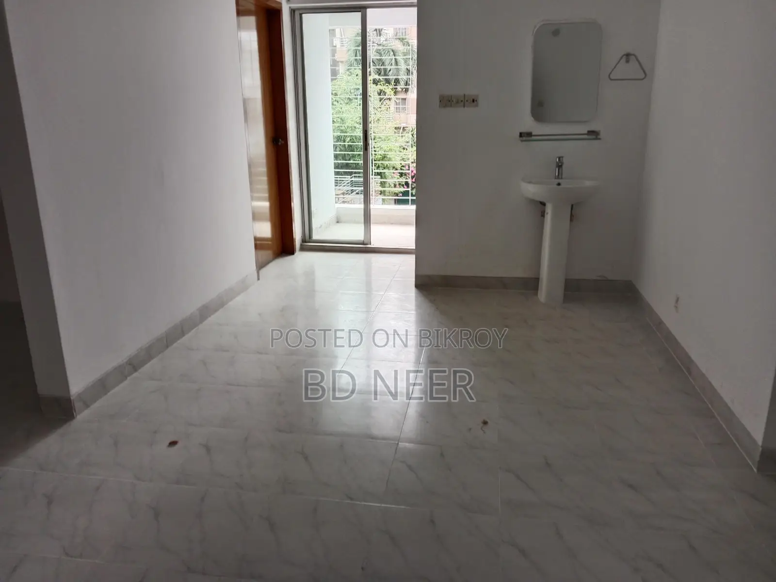 Looking so nice 3 Bed room apt rent in Gulshan
