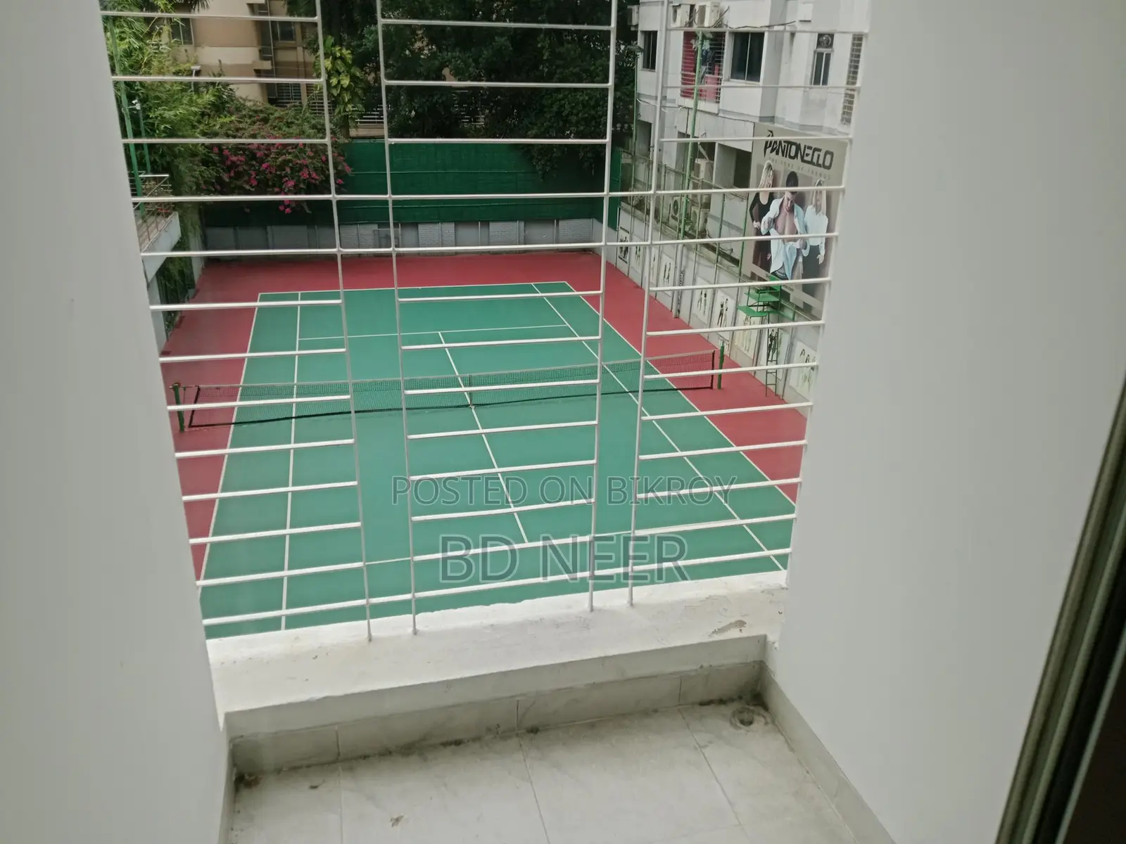 Looking so nice 3 Bed room apt rent in Gulshan