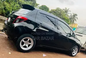 Toyota Vitz JEWELA PUSH BLACK 2012