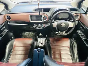 Toyota Vitz JEWELA PUSH BLACK 2012