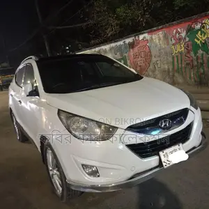 Hyundai Tucson sunroof 2011