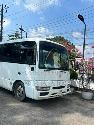 Nissan CIVILIAN 2015