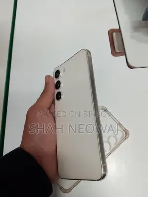 Samsung Galaxy S23 (Used)