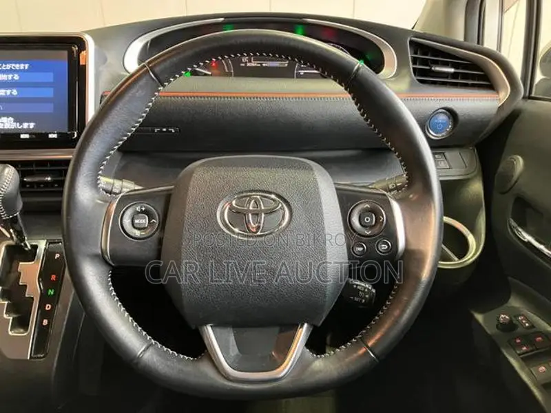 Toyota Sienta Hybrid X Package 2021