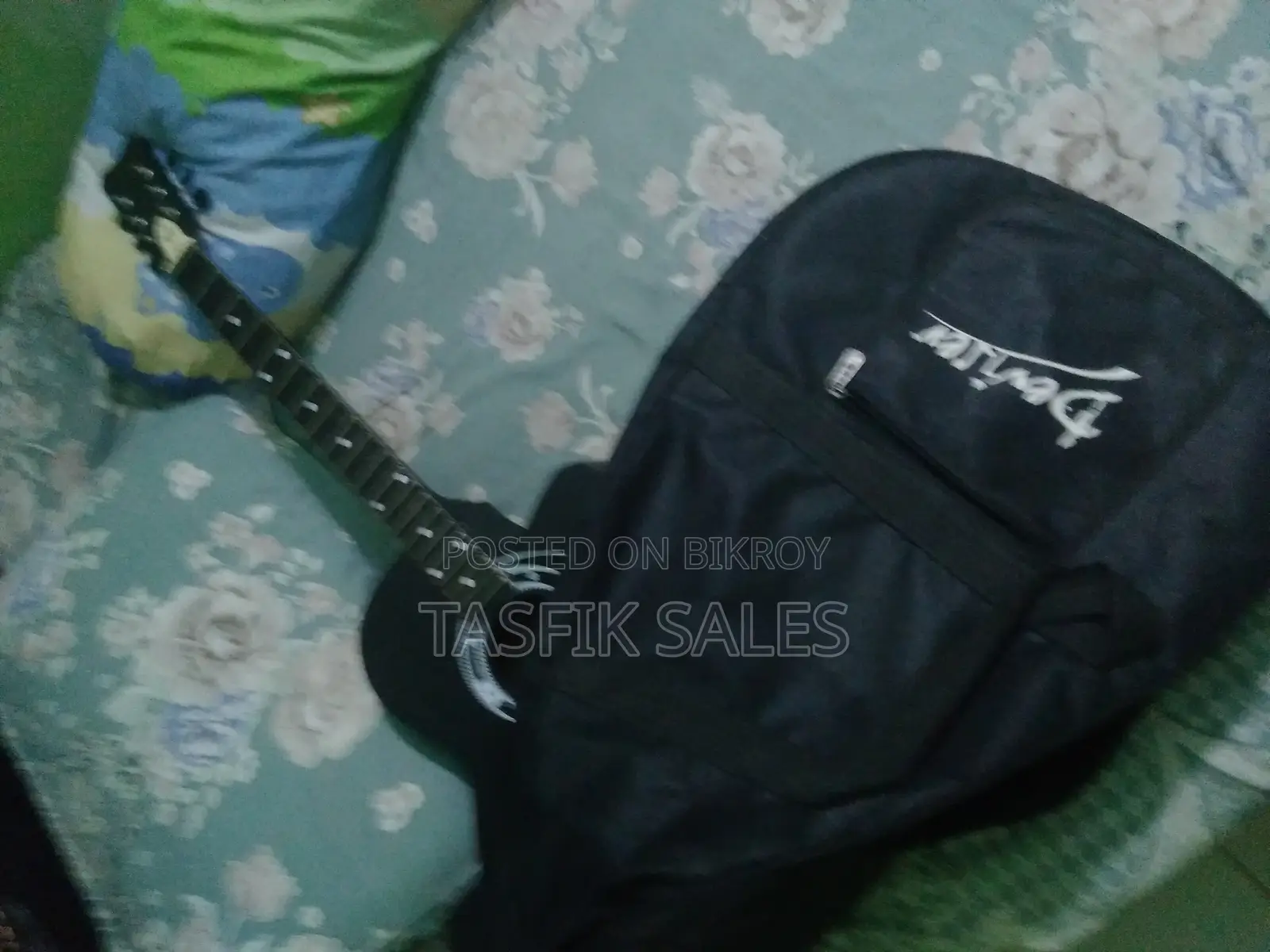 Guitar For sale