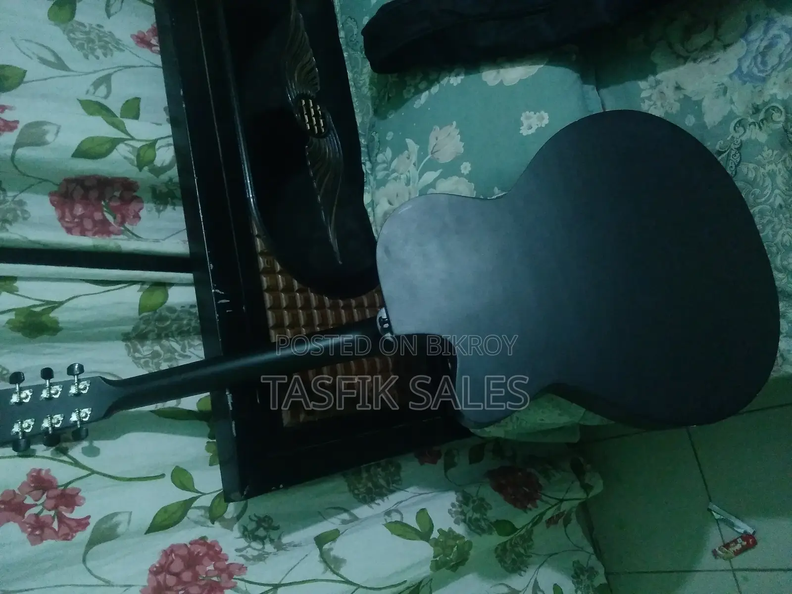 Guitar For sale