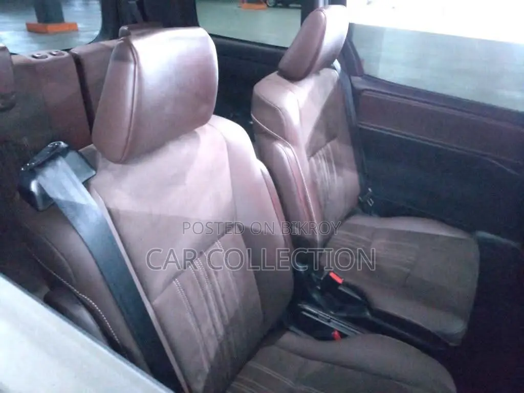 Toyota Esquire GI PREMIUM 2020