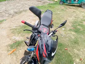 Bajaj Pulsar 150 2009