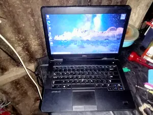 Laptop Dell Latitude 5440 4GB Intel Core I3 SSD 256GB