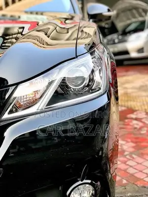 Toyota Crown ATHLATE S সানরুফ ২০১৭