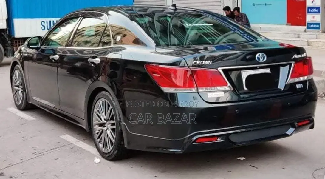 Toyota Crown ATHLATE S সানরুফ ২০১৭