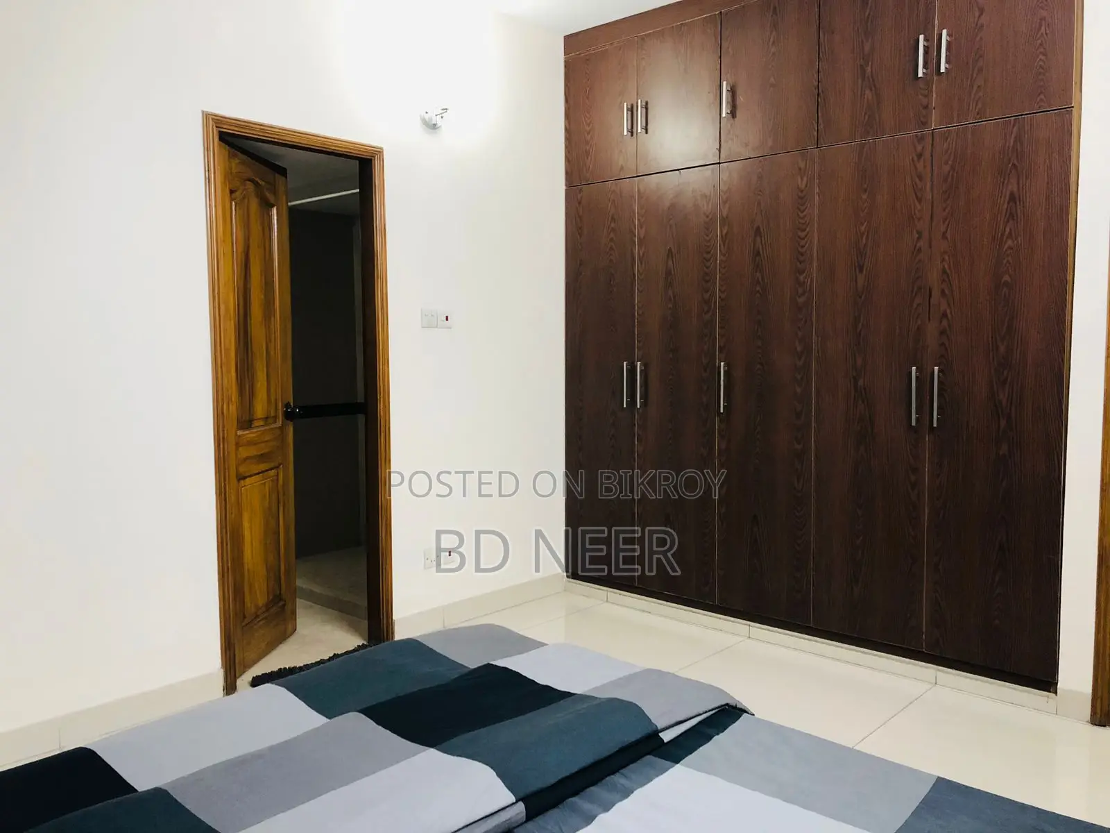 exclusive Gym & pool fully furnish apt available in Gulshan 2