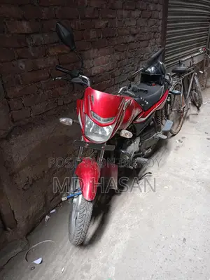 Bajaj Platina 100 2022