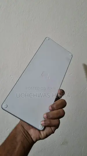 অ্যাপল ম্যাজিক কিবোর্ড মাত্র ২ মাস ব্যবহৃত