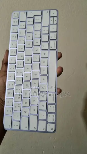 অ্যাপল ম্যাজিক কিবোর্ড মাত্র ২ মাস ব্যবহৃত