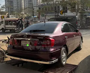 Toyota Premio F 2004
