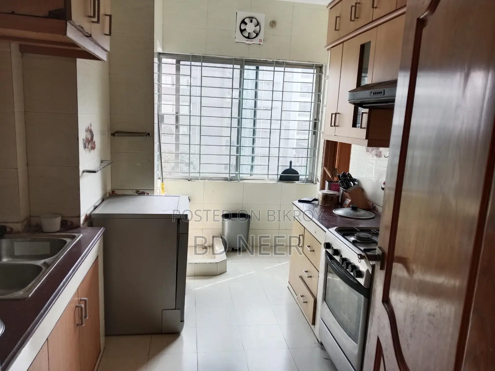Fully furnish 4 Bed room apt rent in banani South