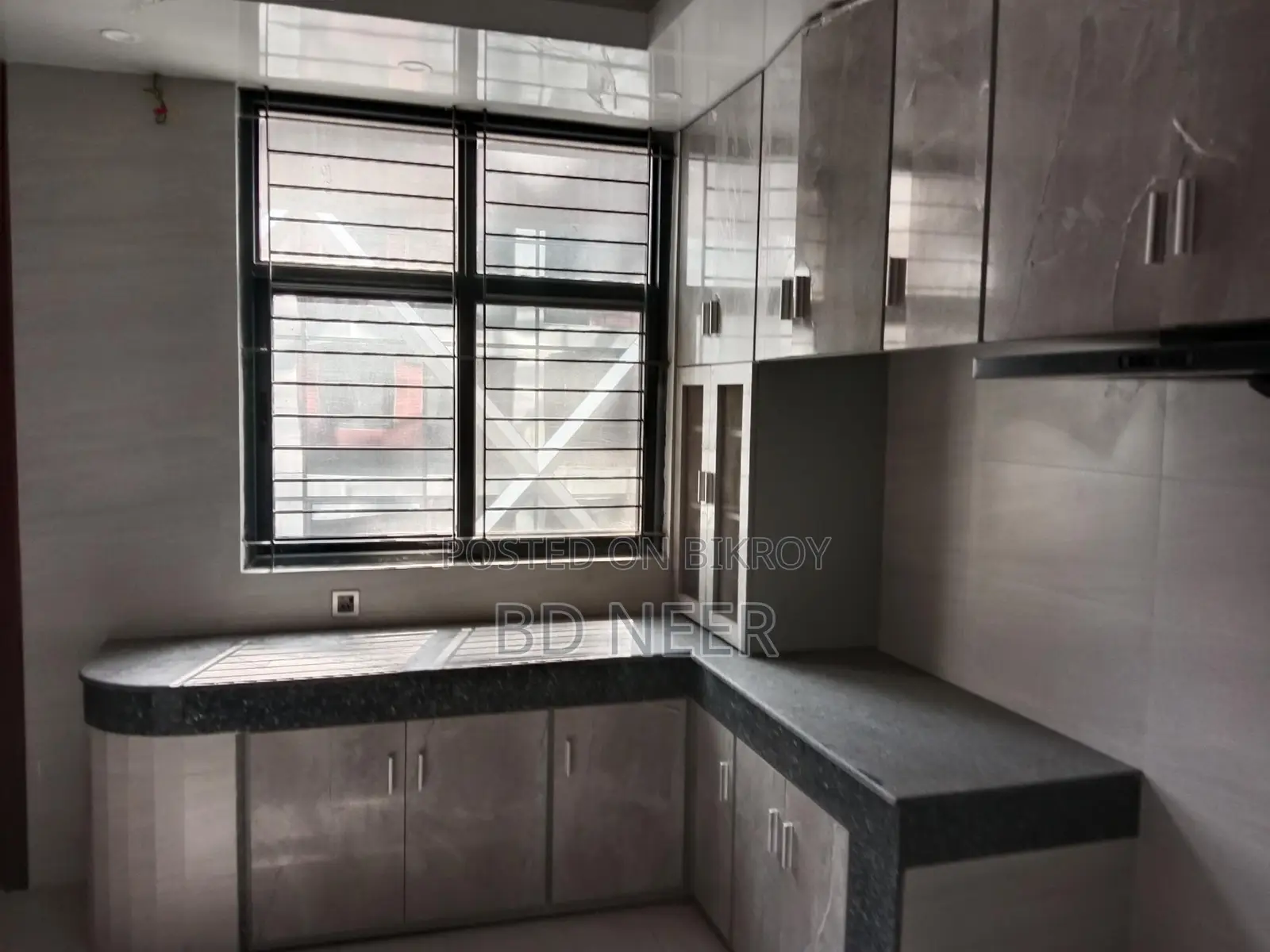 Beautiful Looking 2200 Sft 3 Bed Room Apt Rent In Gulshan