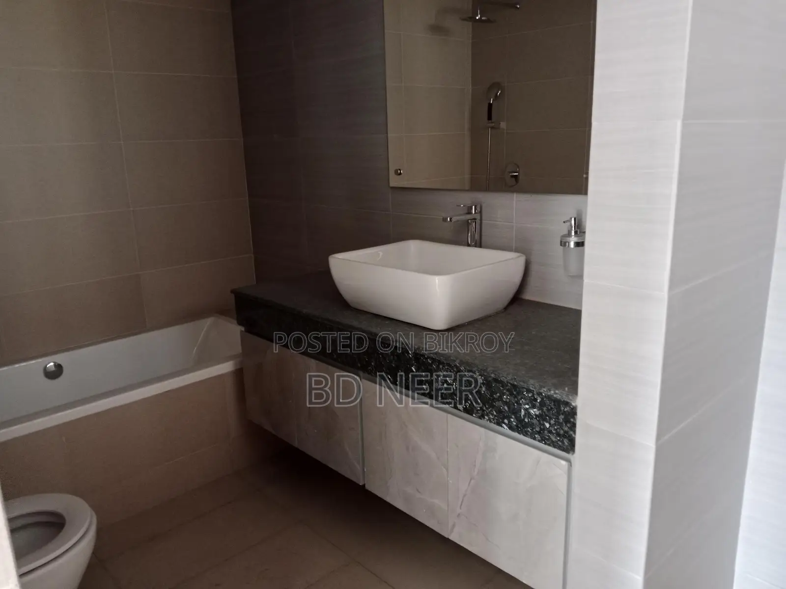 Beautiful Looking 2200 Sft 3 Bed Room Apt Rent In Gulshan