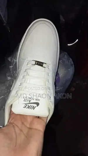 স্নিকার sell Sneaker