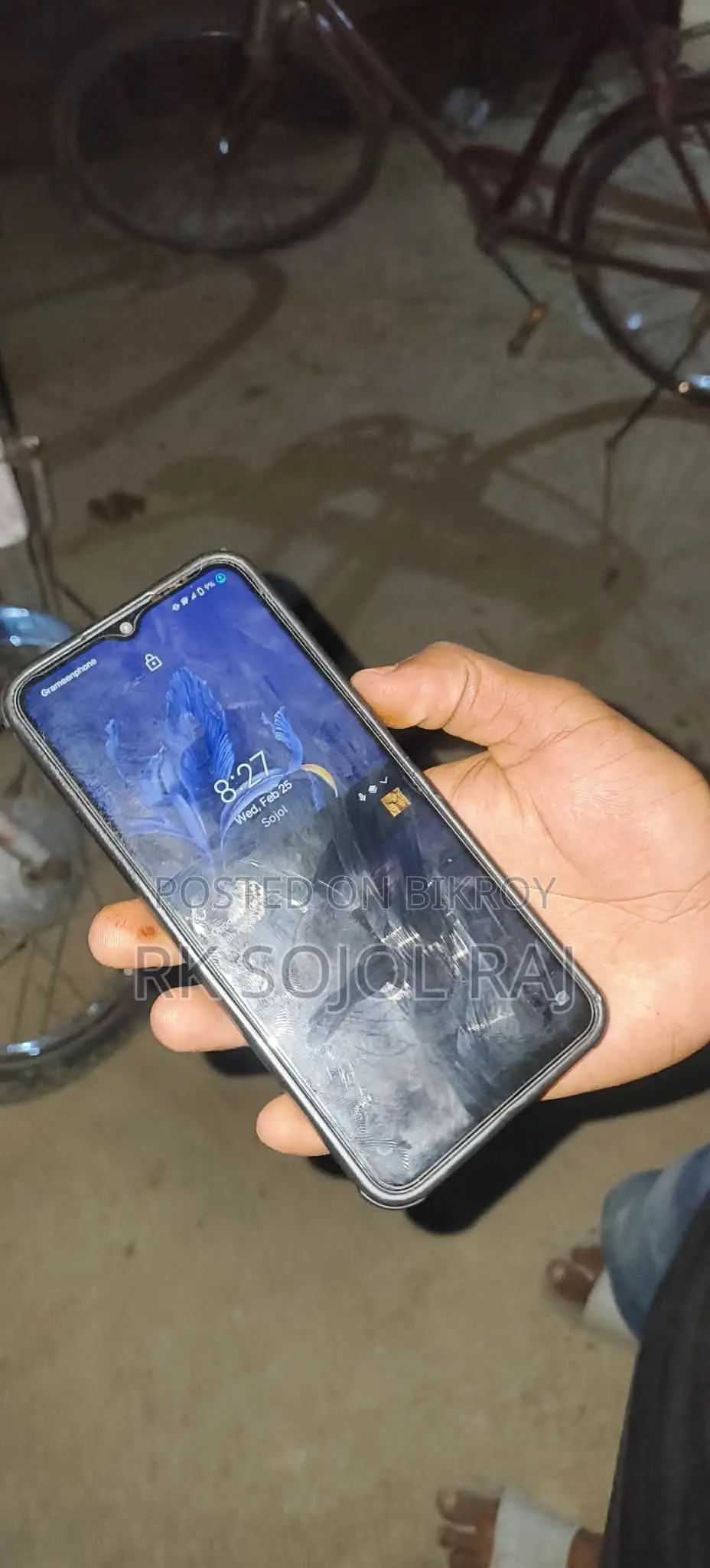 Vivo Y12s . (Used)