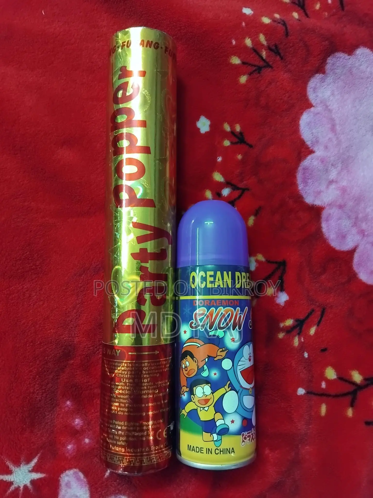 Party Poppers + Party Spray