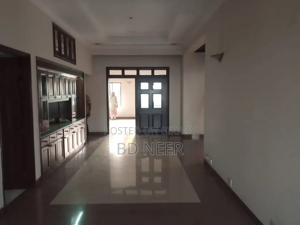 Office Space Available in Rasident Building at Gulshan