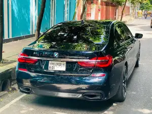 BMW 7 Series 740Le LWB Luxury 2018