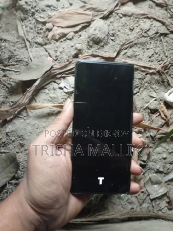iQOO neo 8+8=128GB (ব্যবহৃত)