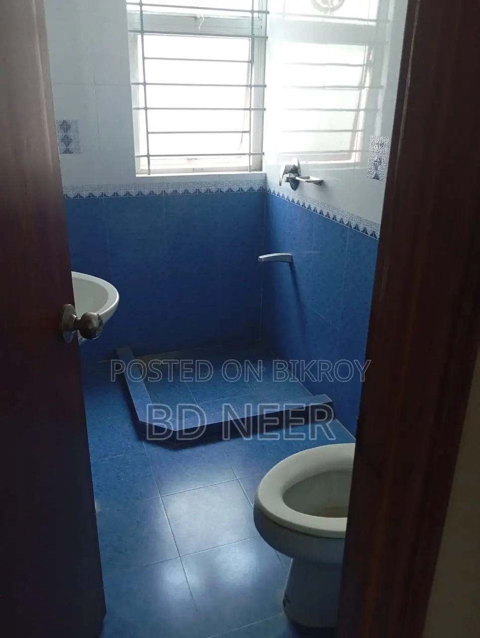 বনানীতে ৩ বেডরুমের খুব সুন্দর অ্যাপার্টমেন্ট ভাড়ার জন্য উপলব্ধ