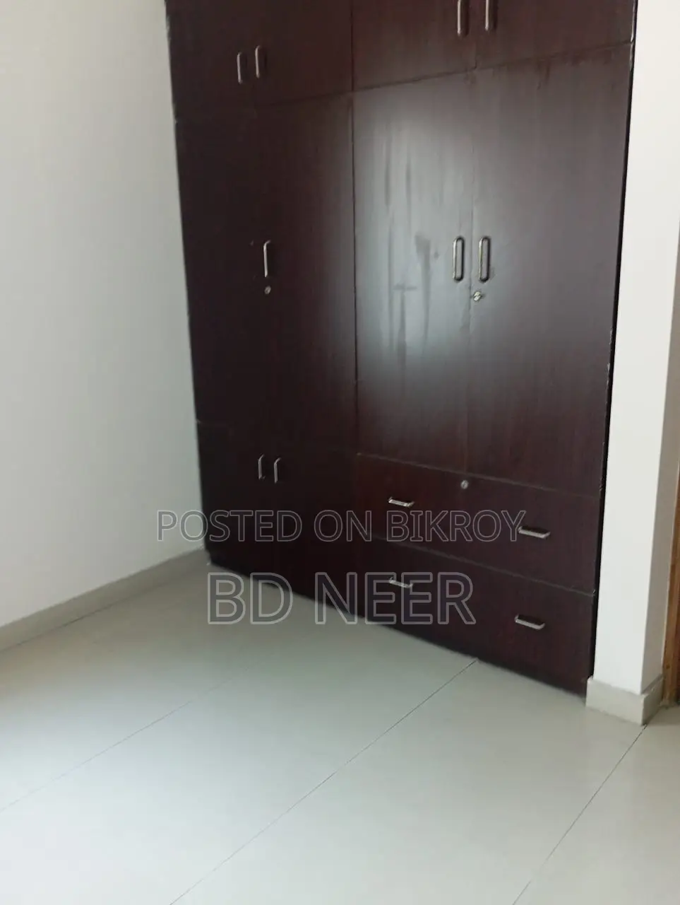 বনানীতে ৩ বেডরুমের খুব সুন্দর অ্যাপার্টমেন্ট ভাড়ার জন্য উপলব্ধ