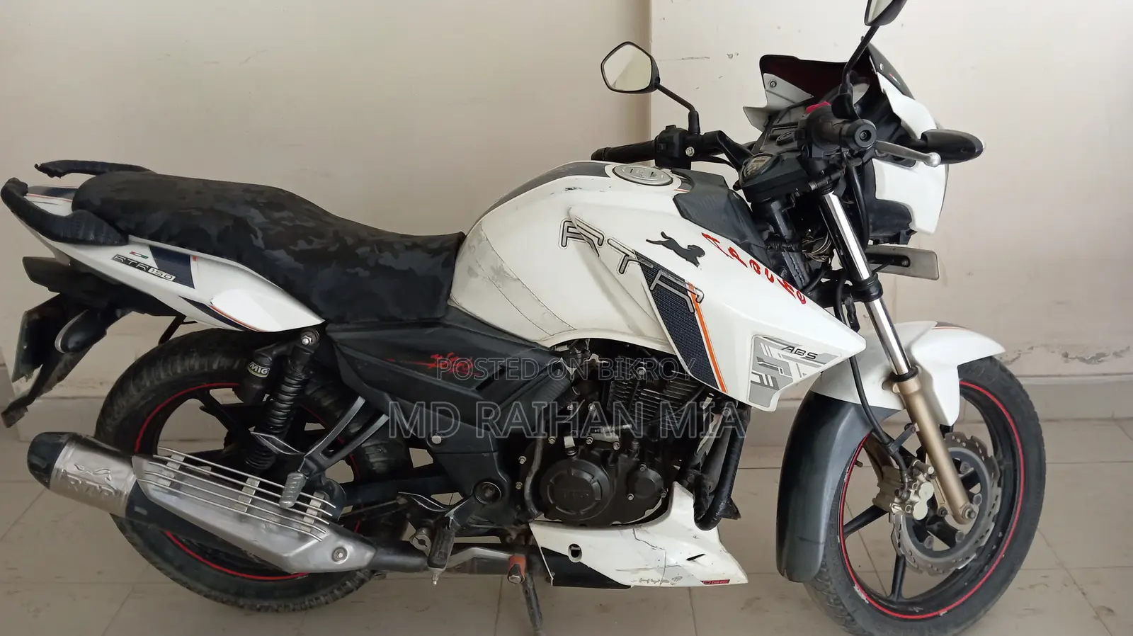 TVS Apache RTR 160 2V 2018 White