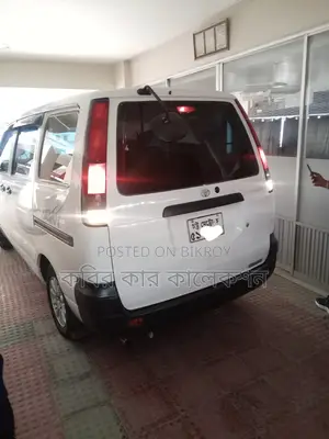Toyota Noah kr42 2006