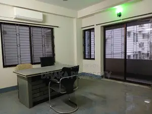 বারিধারা ডিপ্লোমেটিক জোনে ৪ বেডরুমের চমৎকার সেমি-ফার্নিশড অ্যাপার্টমেন্ট ভাড়া হবে
