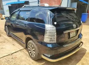 Toyota Wish G 7Seater 1.8L 2004