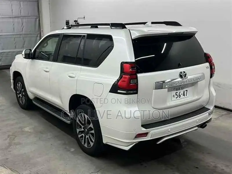 Toyota Prado hybrid 2021